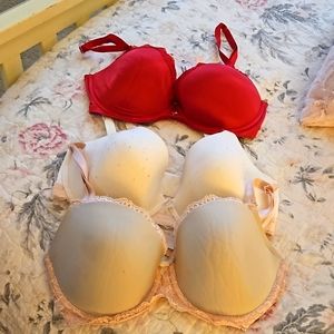 Victoria's Seceet bras 34DD
